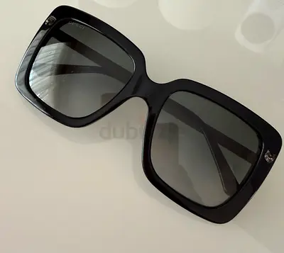 Ladies square Gucci sunglasses