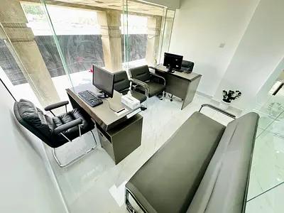Amazing Office | Bank Account Assistance | Free Utilities