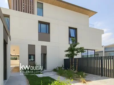 Ready to move | multiple options | Prime location