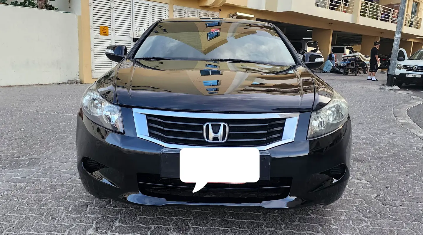 Honda Accord 2008 — photo 1 of 13