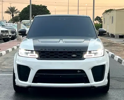 Land Rover Range Rover Sport SVR 2019 - GCC Specs - Pristine Condition