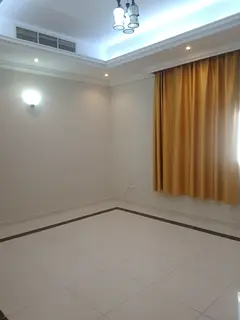 Room for rent in villa
