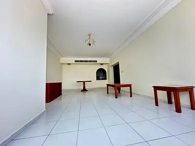 شقة فاخرة غرفتين وصالة | صالة رياضية ومسبح | خزانة ملابس | قريبة من الكورنيش | موقع مميز 📍 | مناسبة للعائلات