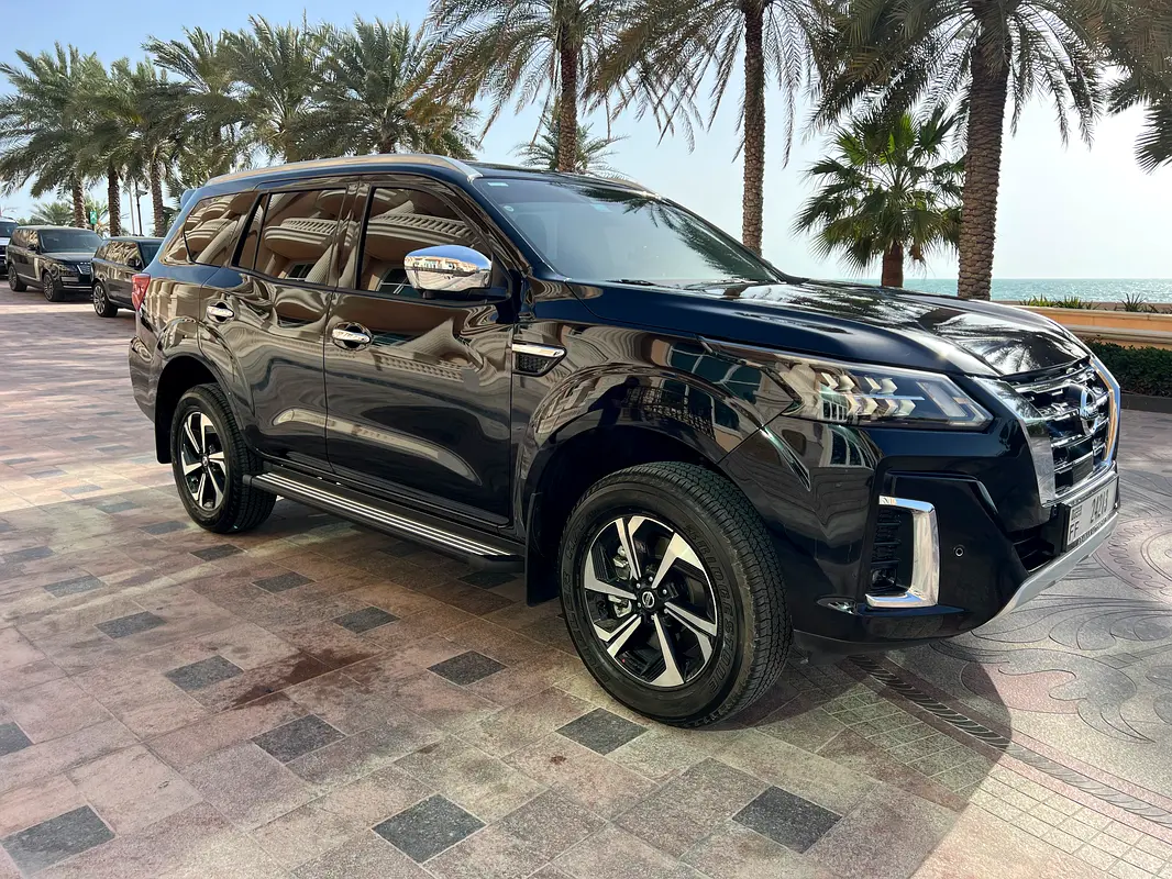 Nissan Xterra 2025 — photo 1 of 8