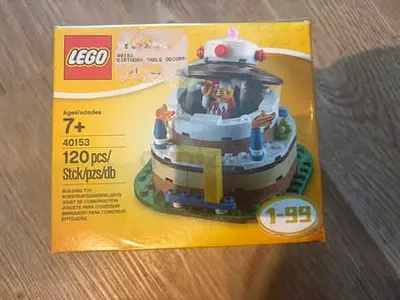 BARGAIN BRAND NEW LEGO 40153 BIRTHDAY DECORATION CAKE