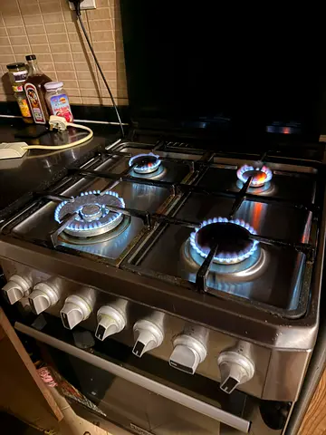 Gas Range 4 Burner With Oven