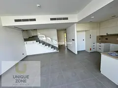 NEAR PARK | SIRAJ COLLECTION| READY TO MOVEIN