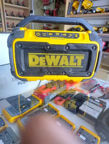 DEWALT SPEAKER (SMALL)