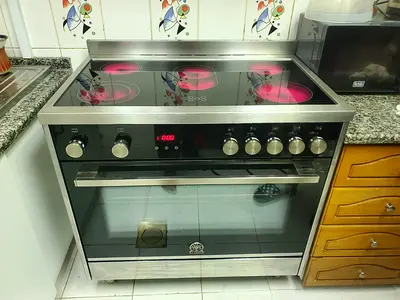Lagermania  5 burner electric ceramic cocker size 90cm