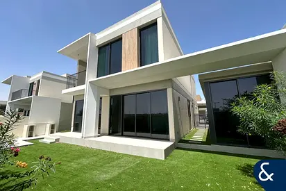 Single Row | Landscaped | 4 Bedroom