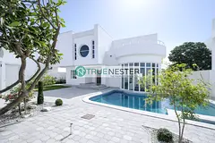 Fully upgraded independent villa in Jumeirah 1