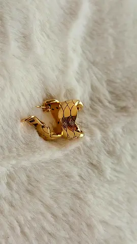 Cartier 18k Gold and Diamond Earings Circa 1996