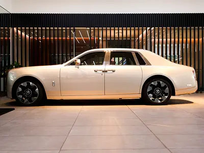 2024 ROLLS-ROYCE PHANTOM — фото 3