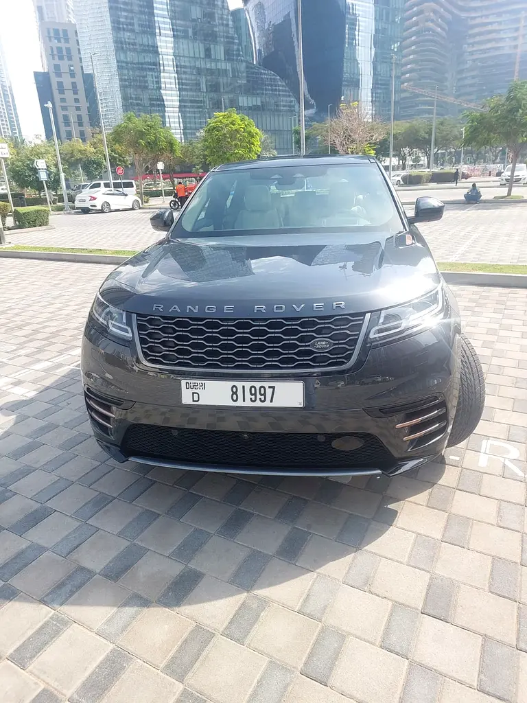 Land Rover Range Rover Velar 2021 — photo 1 of 7