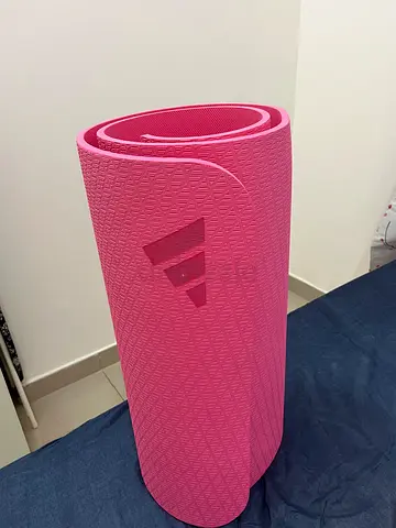 Pink yoga mat - used once