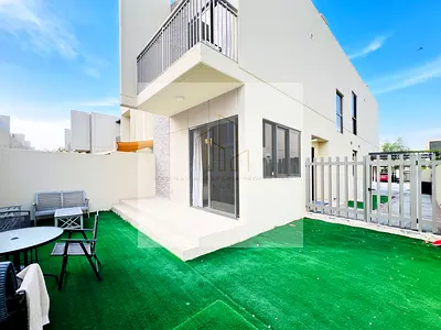 XUAB | Fully Furnished | Opposit Pool | Vacant