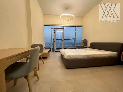 FULLY FURNISHED | BRIGHT UNIT | CHILLER FREE