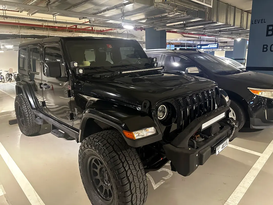 Jeep Wrangler Unlimited 2018 — photo 1 of 6