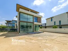 Ready to move | Stand Alone | Prime location