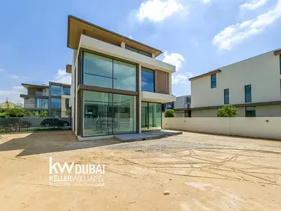 Ready to move | multiple options | Prime location
