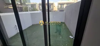 VACANT NOW | SPACIOUS STUDIO | MODERN FINISH