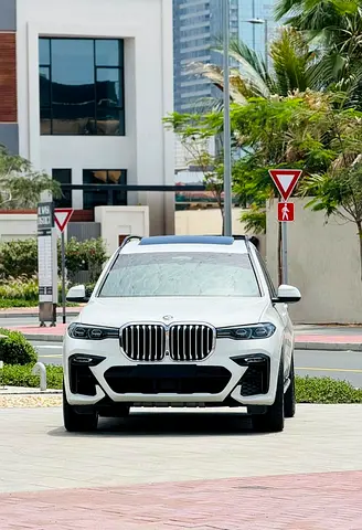 2020 BMW X7 xDrive40i M-SPORT GCC SPECS FULL SERVICE HISTORY IN EXCELLENT CONDITION