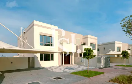 Spacious 4BR New Villa | Bright Layout | Available