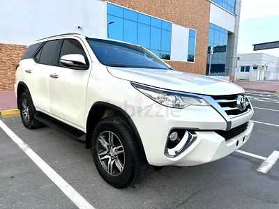 TOYOTA FORTUNER | GCC | 2017 | 4 CYLINDER 2.7 | 4WD | 3 KEYS