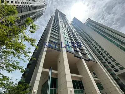 City View | Roomy 1-Bed with Balcony | Prime Spot