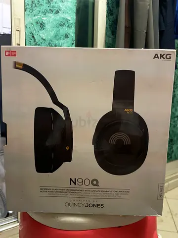 AKG N90Q Quincy Jones Over-Ear Headphones - With Original Box