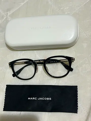 Marc Jacobs Eyewear with Case and Cleaning Cloth
