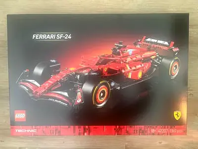 BARGAIN BRAND NEW LEGO 42207 TECHNIC FERRARI SF-24