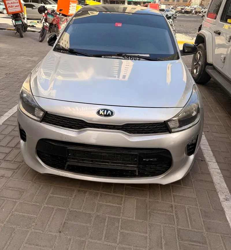 Kia Rio 2020 — photo 1 of 12