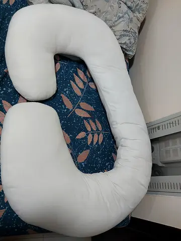 Pregnancy pillow
