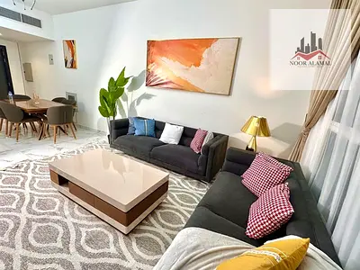 Sharjah, Muwaileh: One bedroom, living room, kitchen, and two bathrooms. Second occupancy. Hotel-style furnishings. Price: 4800 AED including internet