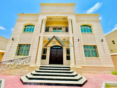 5 Master Br With Separate Entrance & Private Yard