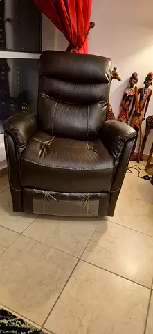 Reclining and swivel Chair