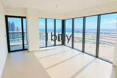 2 Master Bedrooms | Skyline and Sea View