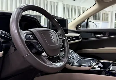 2022 Lincoln NAUTILUS 照片 16