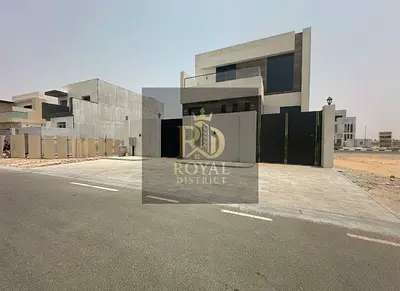 تملك فيلا مستقلة 5 غرف بسعر ممتاز| تصميم عصري | تشطيبات و خامات ايطالية عالية الجودة | قريبة من الخدمات | موقع متميز