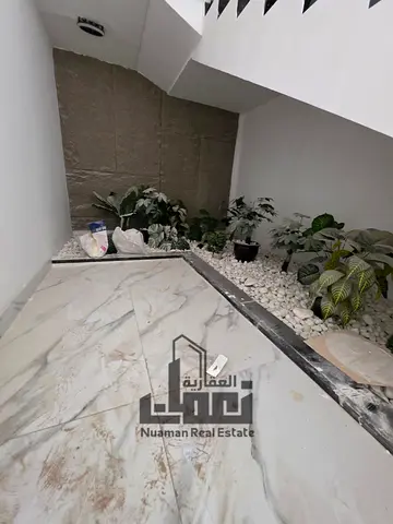 للبيع فيلا جديدة في الحوشي