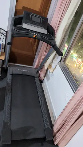 Home treadmill - running  cardio machine, good working condition