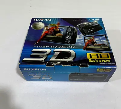 Fujifilm FinePix Real 3D W3 compact 3D/HD camera (boxed)