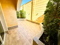 NO COMMISSION | 1 BR WITH LARGE PRIVATE TERRACE