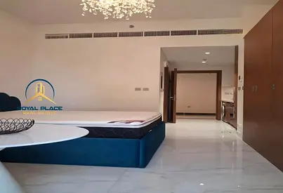 Fully Furnished | Vacant | Corner Unit