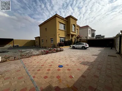 Prime Location / Master Bedroom / Huge Yard