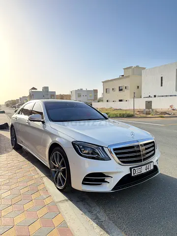 Mercedes benz S 560 GCC 2018 .