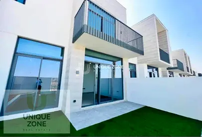 MULTIPLE OPTIONS | PRIME LOCATION | READY TO MOVE