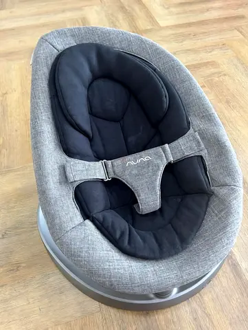 ✨ Nuna leaf grow – beige ✨
💰 Price: 180 AED – Quick Sale
Perfect for newborns  up to 2 years ✨