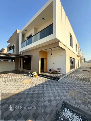 Duplex 5 Bedrooms Villa With All Master Bedrooms Prime Living Perfect House For Family